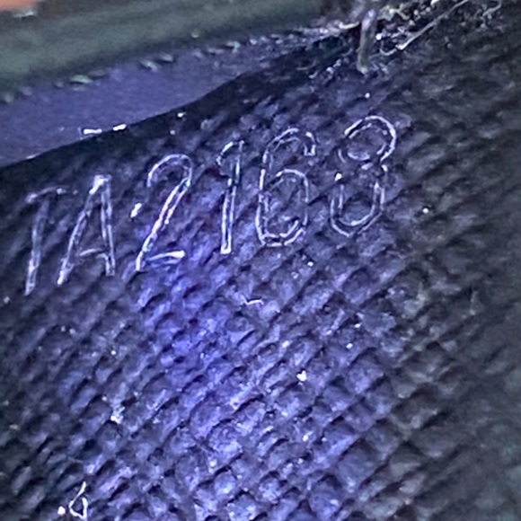 Louis Vuitton FIFA Pocket Organizer RARE - Picture 5 of 14